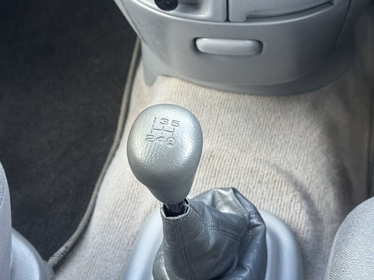 2002 Toyota Previa D-4D GLS MPV Diesel Manual