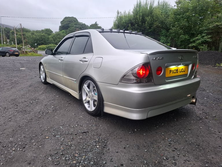 Lexus, IS, Saloon, 2005, Other, 1988 (cc), 4 doors