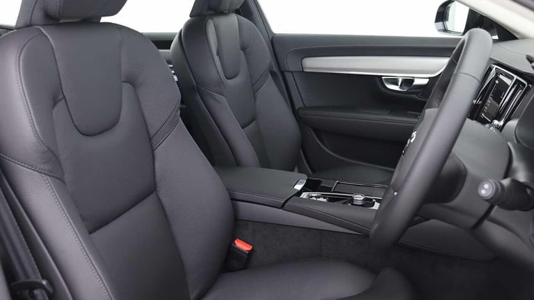 2025 Volvo V90 2.0 T6 [350] PHEV Plus Dark 5dr AWD Auto ESTATE PETROL/ELECTRIC Automatic