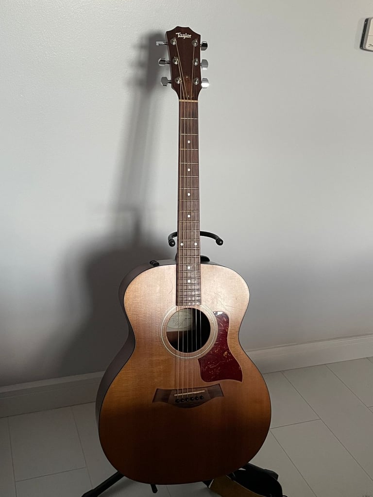 image for Taylor Acoustic Grand Auditorium 114e 