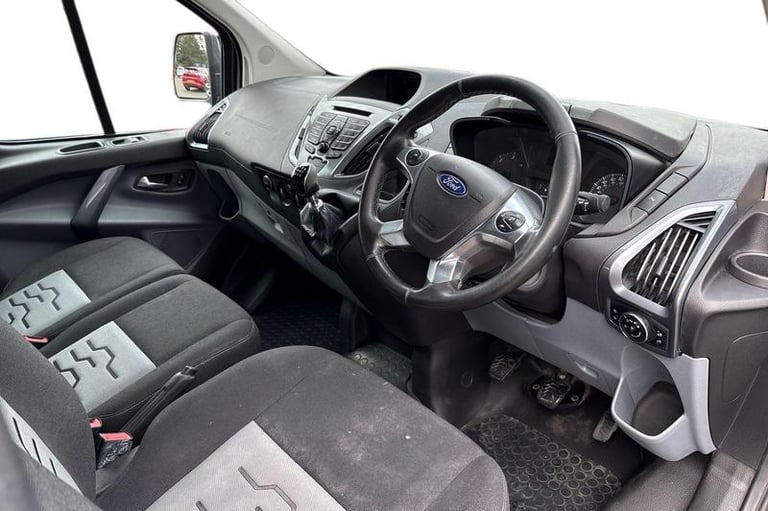 2018 Ford Transit Custom 2.0 TDCi 130ps Low Roof Limited Van PANEL VAN DIESEL Manual