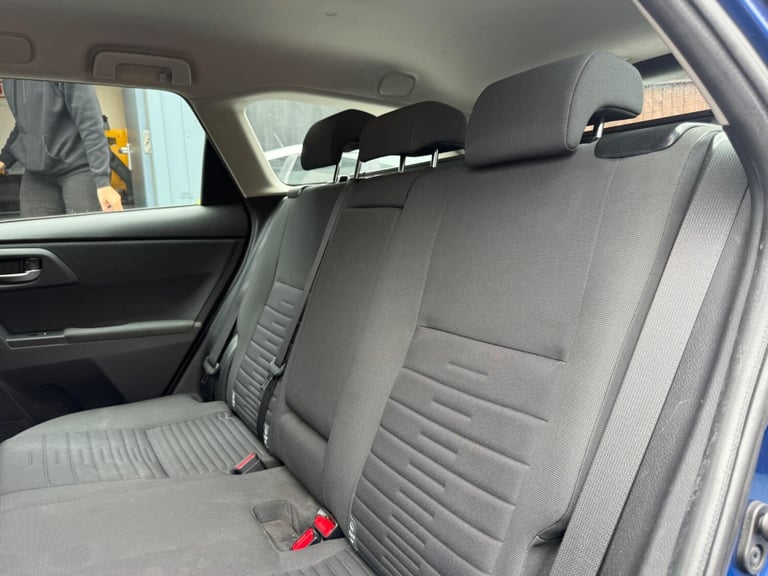 2015 Toyota Auris 1.6 D-4D Business Edition Touring Sports Euro 6 (s/s) 5dr ESTATE Diesel Manual