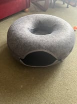 Cat tunnel large donut