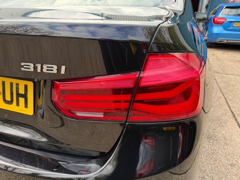 2015 BMW 3 Series 1.5 318i Sport Saloon 4dr Petrol Manual Euro 6 (s/s) (136 ps) SALOON Petrol Manual