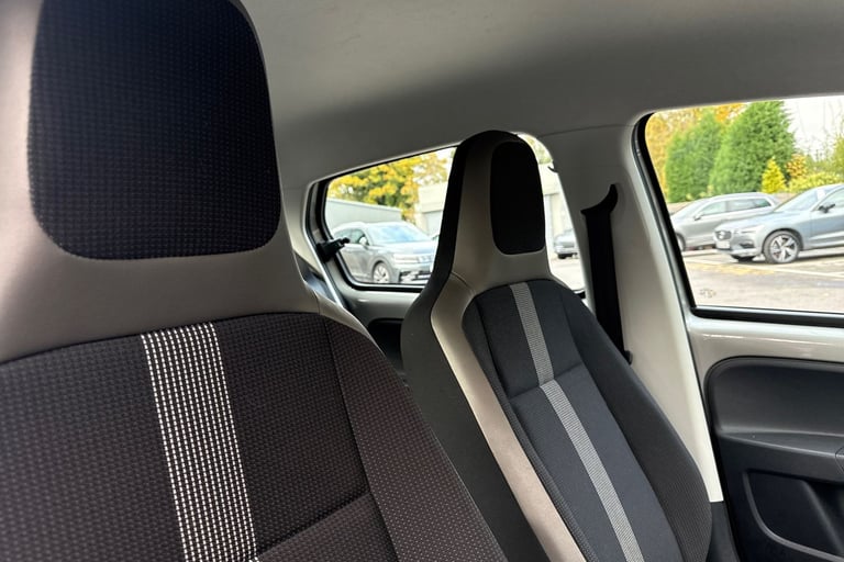 2019 Volkswagen up! 1.0 High up! Euro 6 (s/s) 5dr Hatchback PETROL Manual
