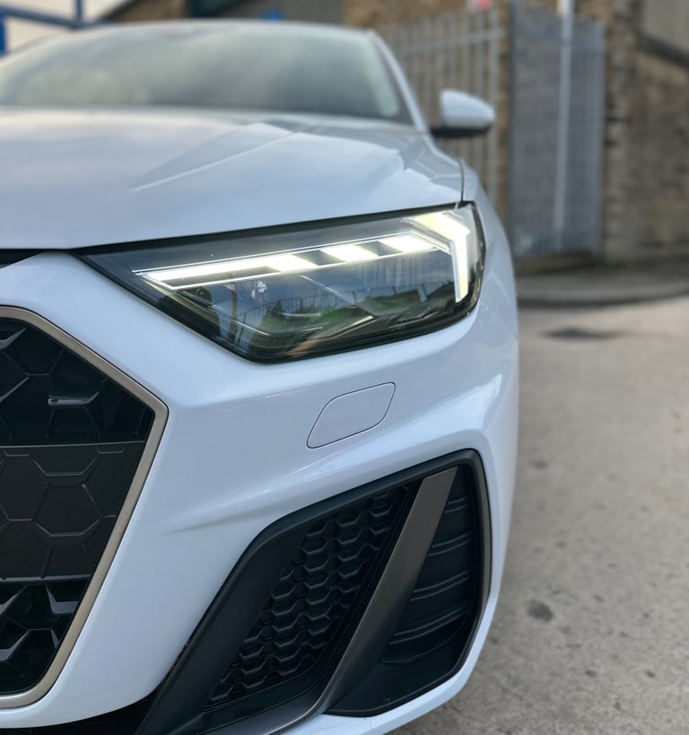 Audi, A1, Hatchback, 2019, Manual, 1498 (cc), 5 doors