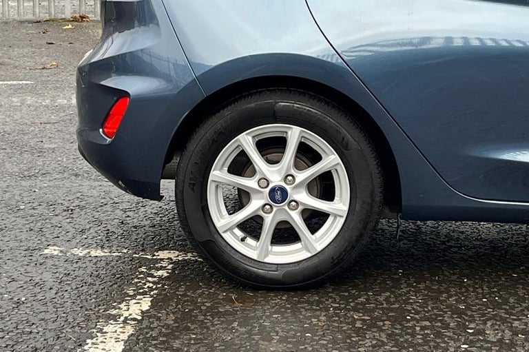 2018 Ford Fiesta 1.1 Zetec 5dr HATCHBACK PETROL Manual