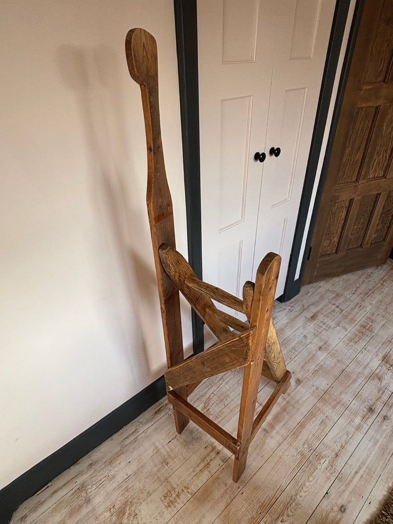 Lovely rustic pine library steps, artisan-made and pre-loved.