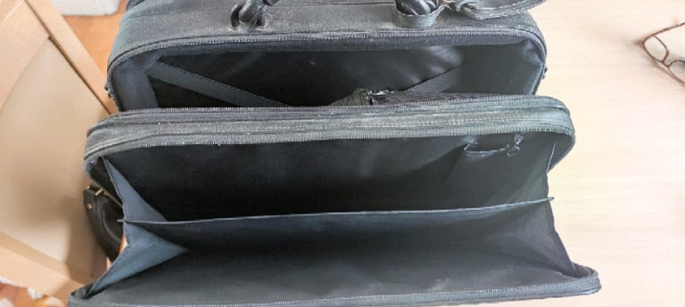 Targus leather laptop briefcase.  