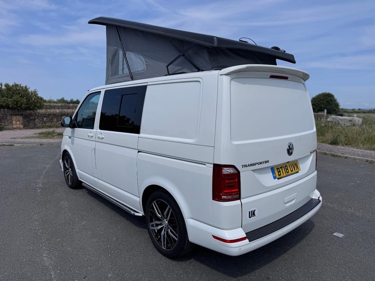 2018 VOLKSWAGEN TRANSPORTER T6 SPORTLINE 204BHP DSG. POP TOP. SOLAR.NO VAT