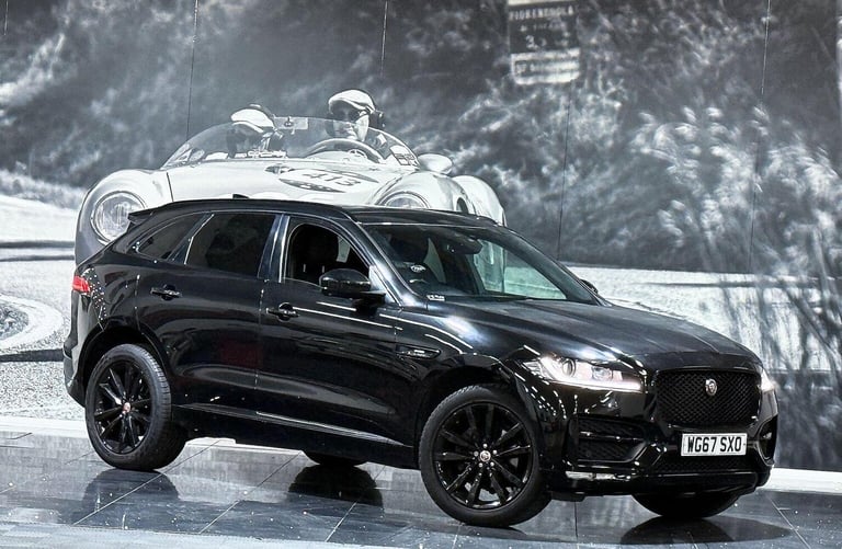 JAGUAR F-PACE 2.0 D180 R-Sport Auto AWD Euro 6 (s/s) 5dr 2018
