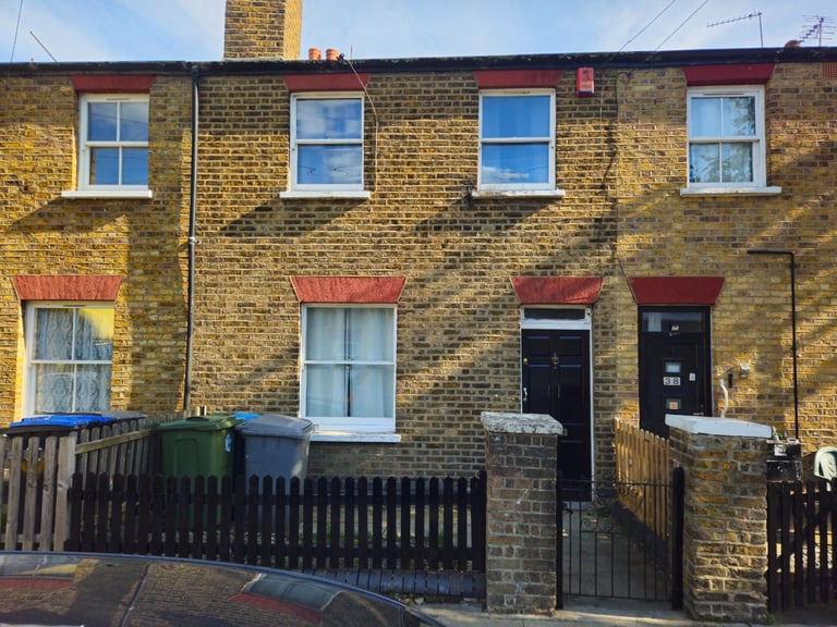 Charming four bedroom house to rent in Neasden