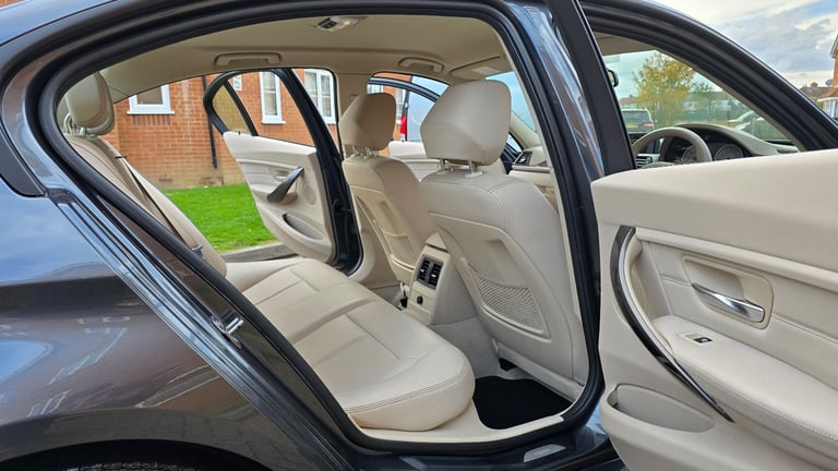 2013 Bmw 3 Series 320I Modern Manual Petrol Saloon Ulez Free 