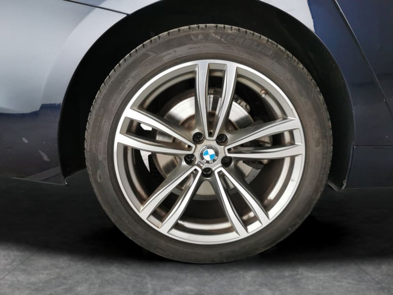 2020 BMW 6 Series Gran Turismo 2.0 620d M Sport GT 5dr Diesel Auto Euro 6 (s/s) (190 ps) - CARPLA...