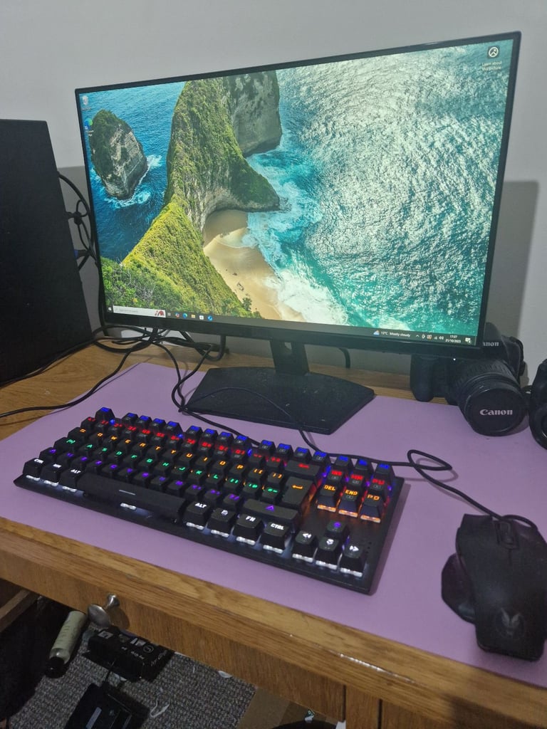 Upgraded Dell Precision Tower 3620 - 17, 16GB RAM, GTX 1050 Ti, 1TB HDD + 240GB SSD