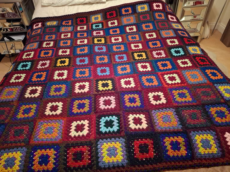 image for Beautiful crochet blanket - new