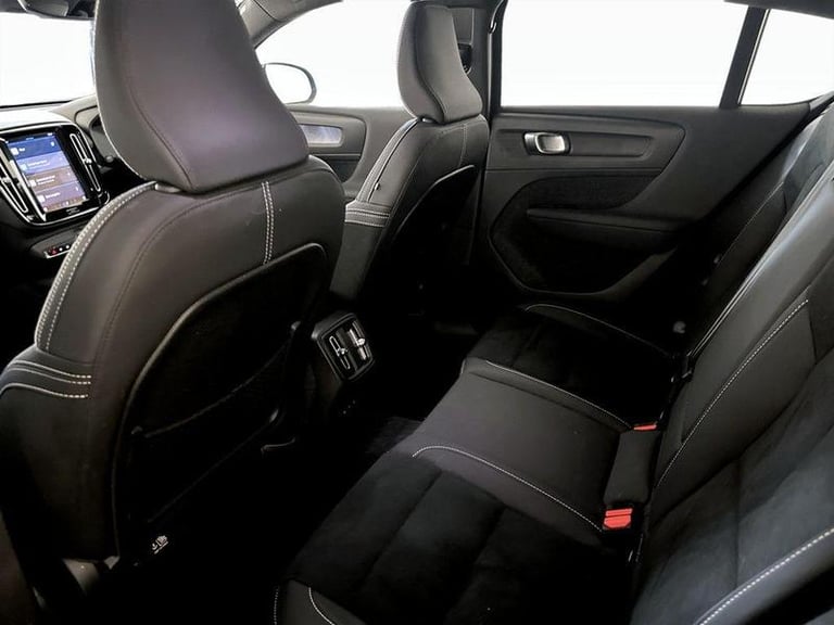 2023 Volvo C40 Twin Recharge 78kWh Ultimate Auto AWD 5dr Automatic SUV Electric Automatic