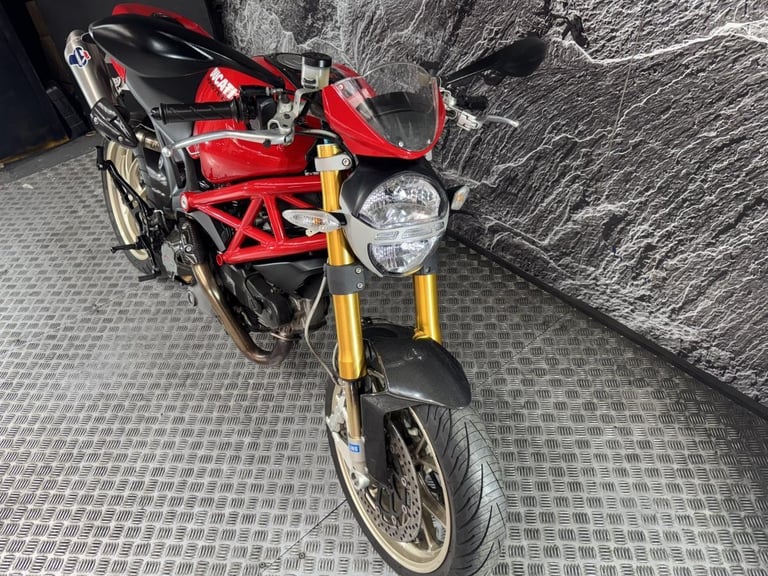 DUCATI MONSTER 1100 S M1100S 2009