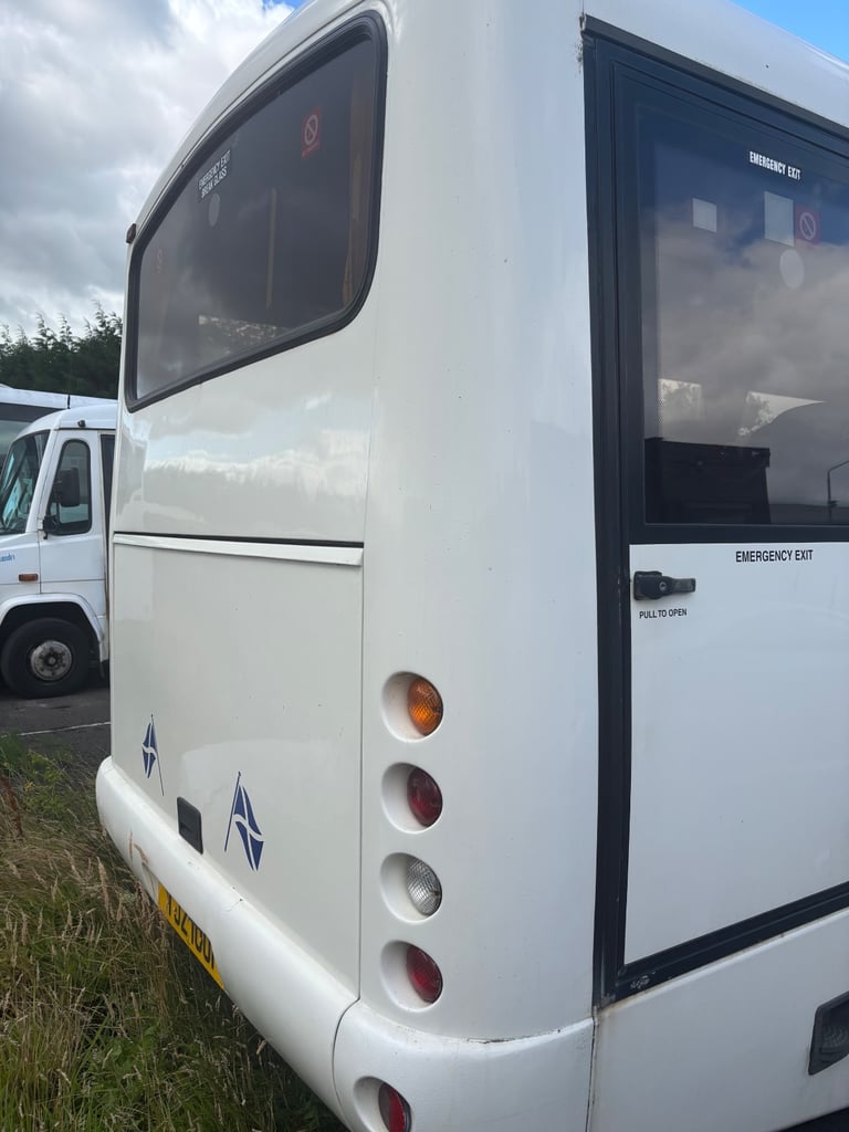 Mercedes cheetah 33 seats 