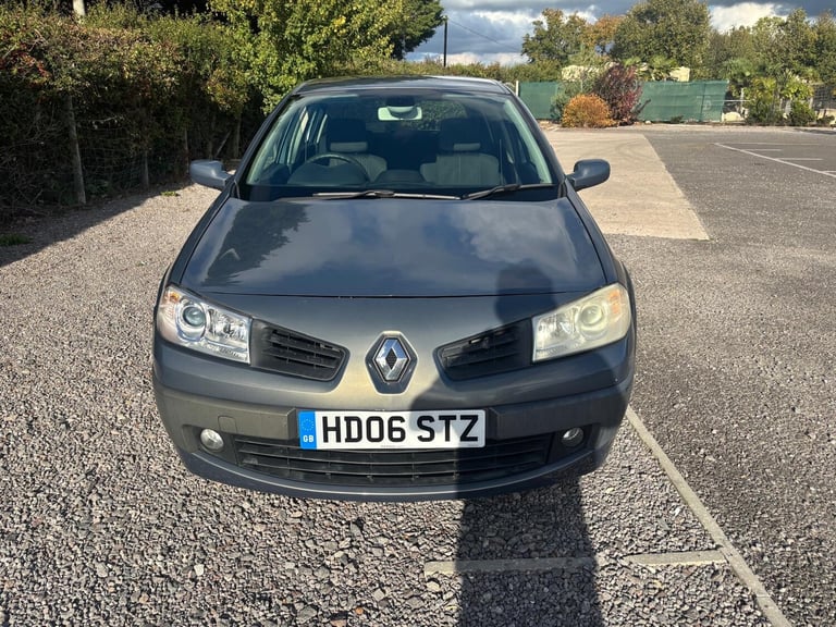 2006 Renault Megane 1.6 VVT Dynamique 5dr HATCHBACK Petrol Manual