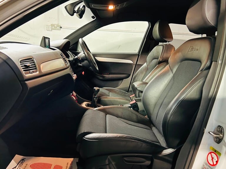 Audi Q3 2.0 TDI S line SUV 5dr Diesel Manual quattro Euro 5 (s/s) (140 ps)