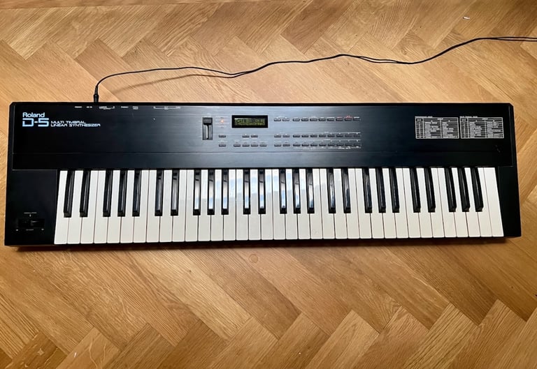 image for Roland D-5 Multi Timbral LA Synthesizer