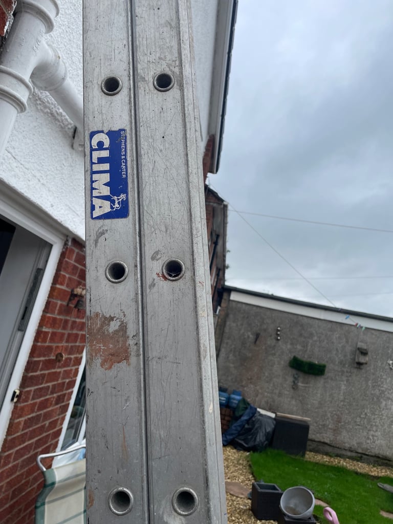 Double alluminium ladders 