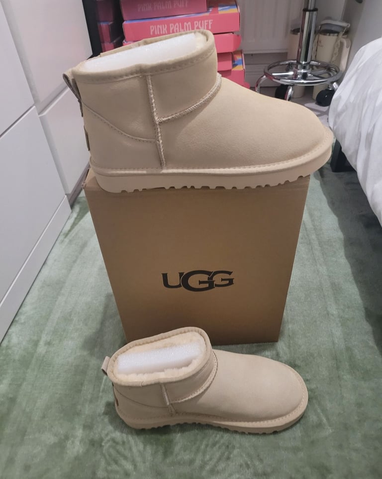 Uggs from hacoo 