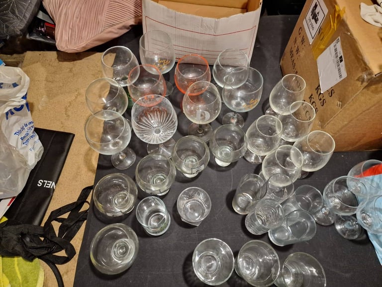 image for wine glasses 