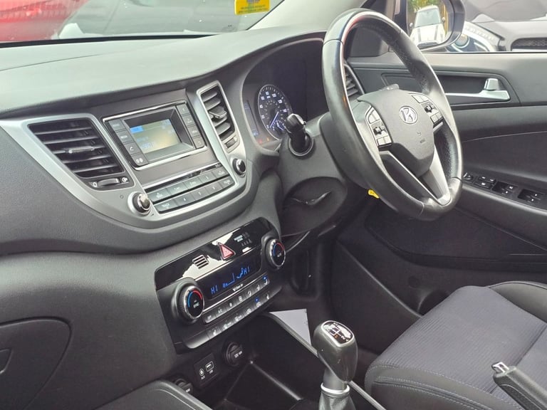 2015 Hyundai TUCSON 1.7 CRDi Blue Drive SE SUV 5dr Diesel Manual Euro 6 (s/s) (116 ps) ESTATE Die...