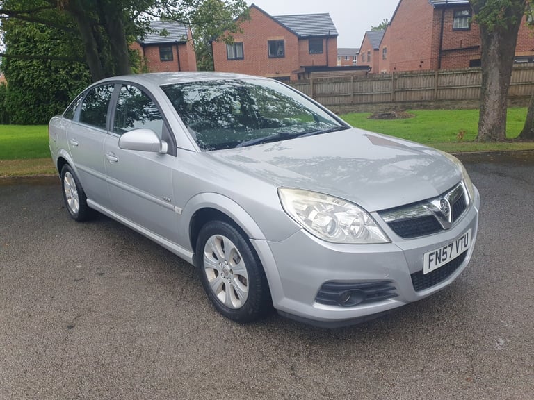 2007 Vauxhall Vectra 1.8i VVT Design 5dr HATCHBACK Petrol Manual