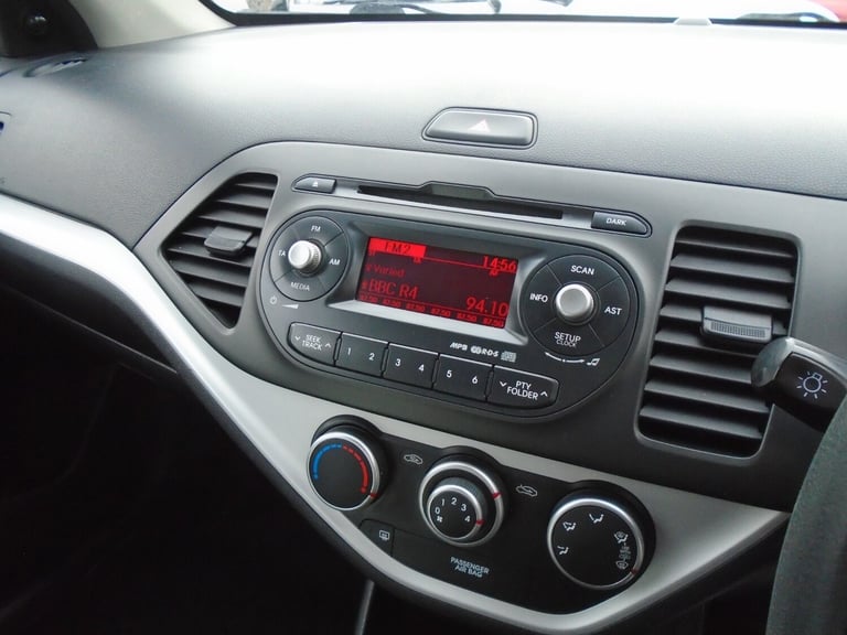 2012 Kia Picanto 1.0 1 3dr HATCHBACK Petrol Manual