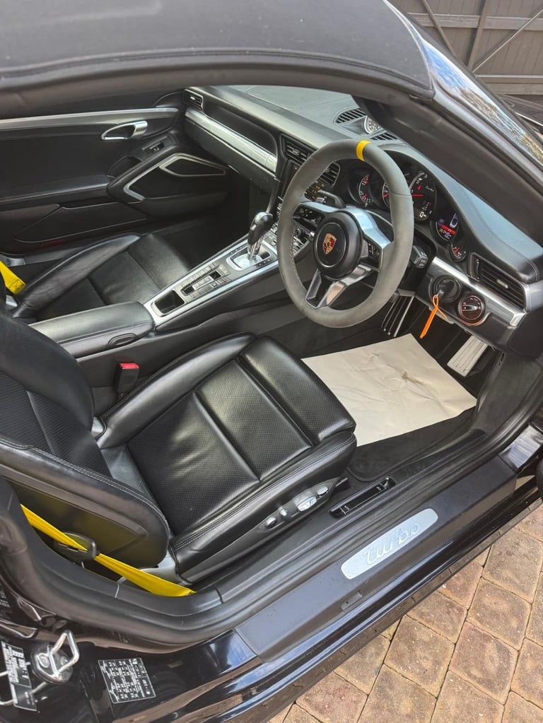 2013 Porsche 911 3.8T 991 Turbo Coupe 2dr Petrol PDK 4WD Euro 5 (500 ps) Coupe Petrol Automatic