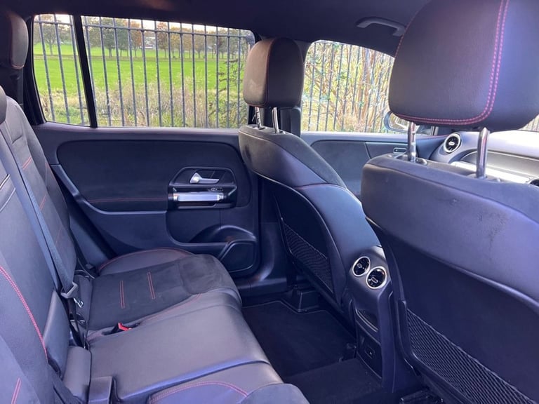 2022 72 MERCEDES-BENZ GLB 2.0 GLB220D AMG LINE SUV 5DR DIESEL 8G-DCT 4MATIC EURO