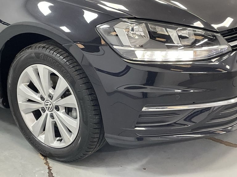 2017 Volkswagen Golf 1.6 TDI BlueMotion Tech SE Nav Hatchback 5dr Diesel Manual Euro 6 (s/s) (11 ...