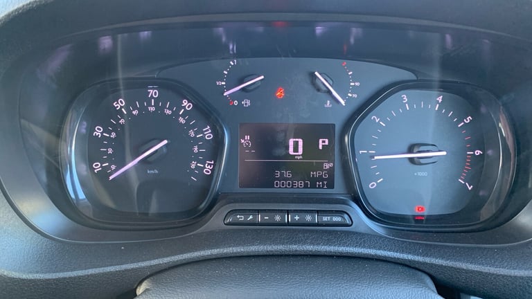 2024 Citroen Dispatch 2.0 BlueHDi 1200 Enterprise Edition M Crew Van Double Cab 6dr Diesel EAT8 M...