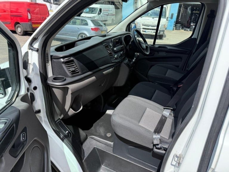 2019 19 FORD TRANSIT CUSTOM 2.0 300 ECOBLUE PANEL VAN 5DR DIESEL MANUAL L2 H1 EU