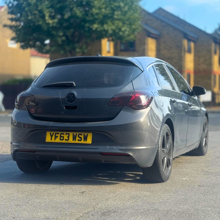 Vauxhall, ASTRA, Long MOT, Hatchback, 2014, Manual, 1364 (cc), 5 doors