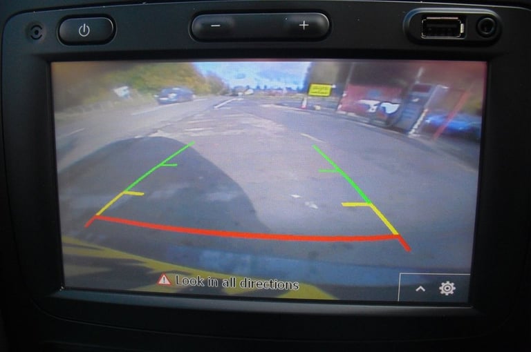 2018 Dacia Duster 1.5 dCi Nav+ SUV 5dr Diesel Manual Euro 6 (s/s) (110 ps) HATCHBACK Diesel Manual