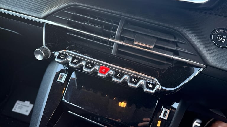 2023 Peugeot 208 1.2 PureTech 100 Allure Premium + 5dr EAT8 HATCHBACK PETROL Automatic