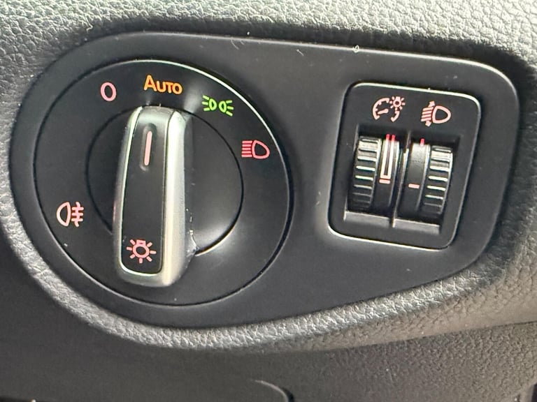 2018 Volkswagen Sharan 2.0 TDI SE Nav DSG Euro 6 (s/s) 5dr MPV Diesel Automatic