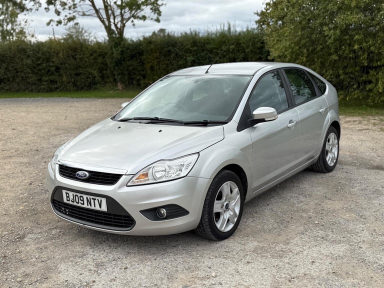 2009 Ford Focus 1.6 Style 5dr HATCHBACK Petrol Manual