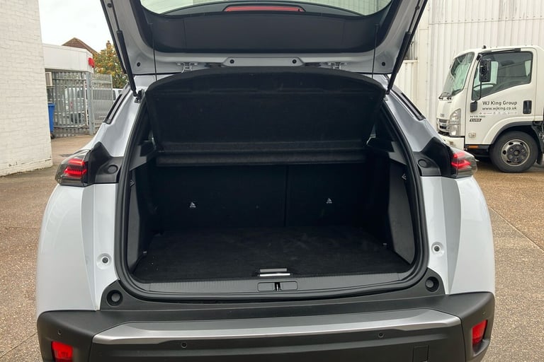  Peugeot 2008 SUV 1.2 Puretech Gt Suv 5dr Petrol Eat Euro 6 s/s 130 Ps Petrol