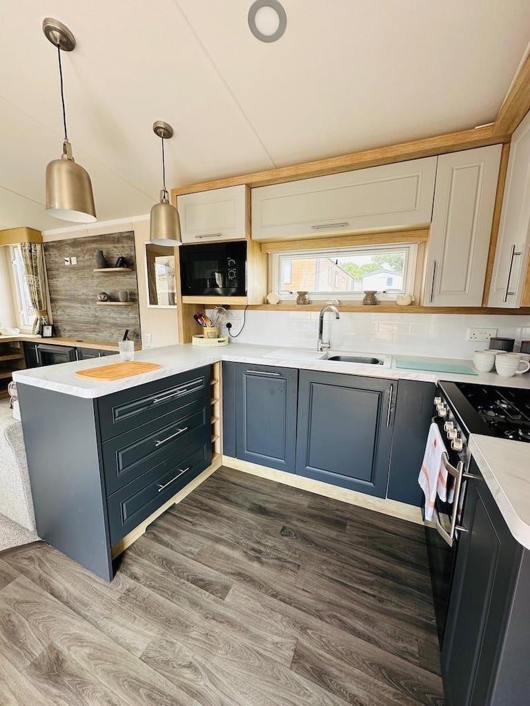 The Bordeaux in Sandown  - Lodge / Caravan 