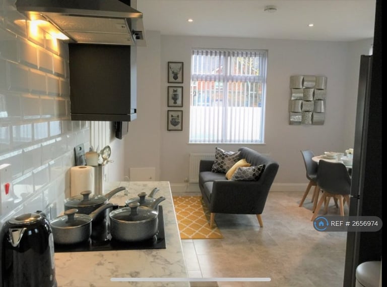 image for 1 bedroom in Hartshill Road, Stoke-On-Trent, ST4 (#2656974)