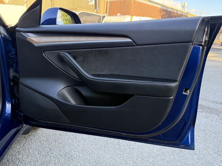 2021 Tesla Model 3 Standard Plus 4dr Auto SALOON ELECTRIC Automatic
