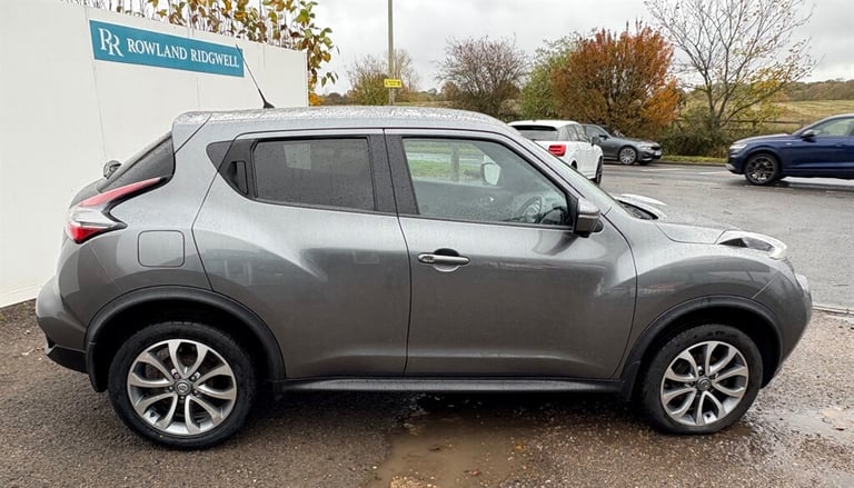 2017 Nissan Juke TEKNA XTRONIC Hatchback Petrol Automatic