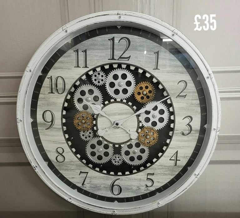 Selection Of Ex-Display Clocks For Sale