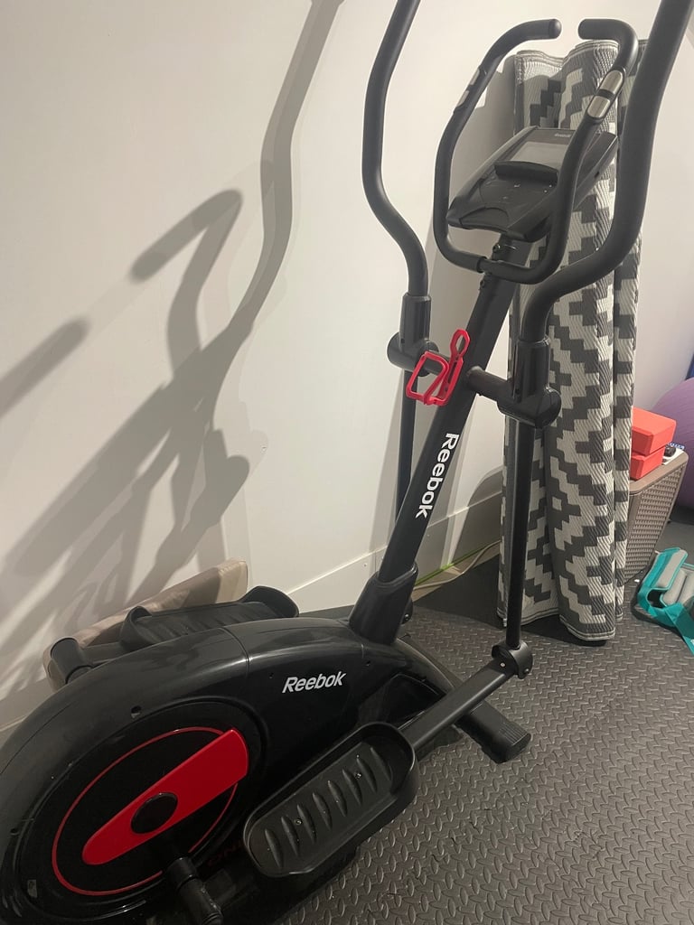 Reebok cross trainer