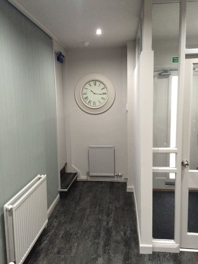 BEAUTY/THERAPY/TREATMENT ROOM AVAILABLE LS17 